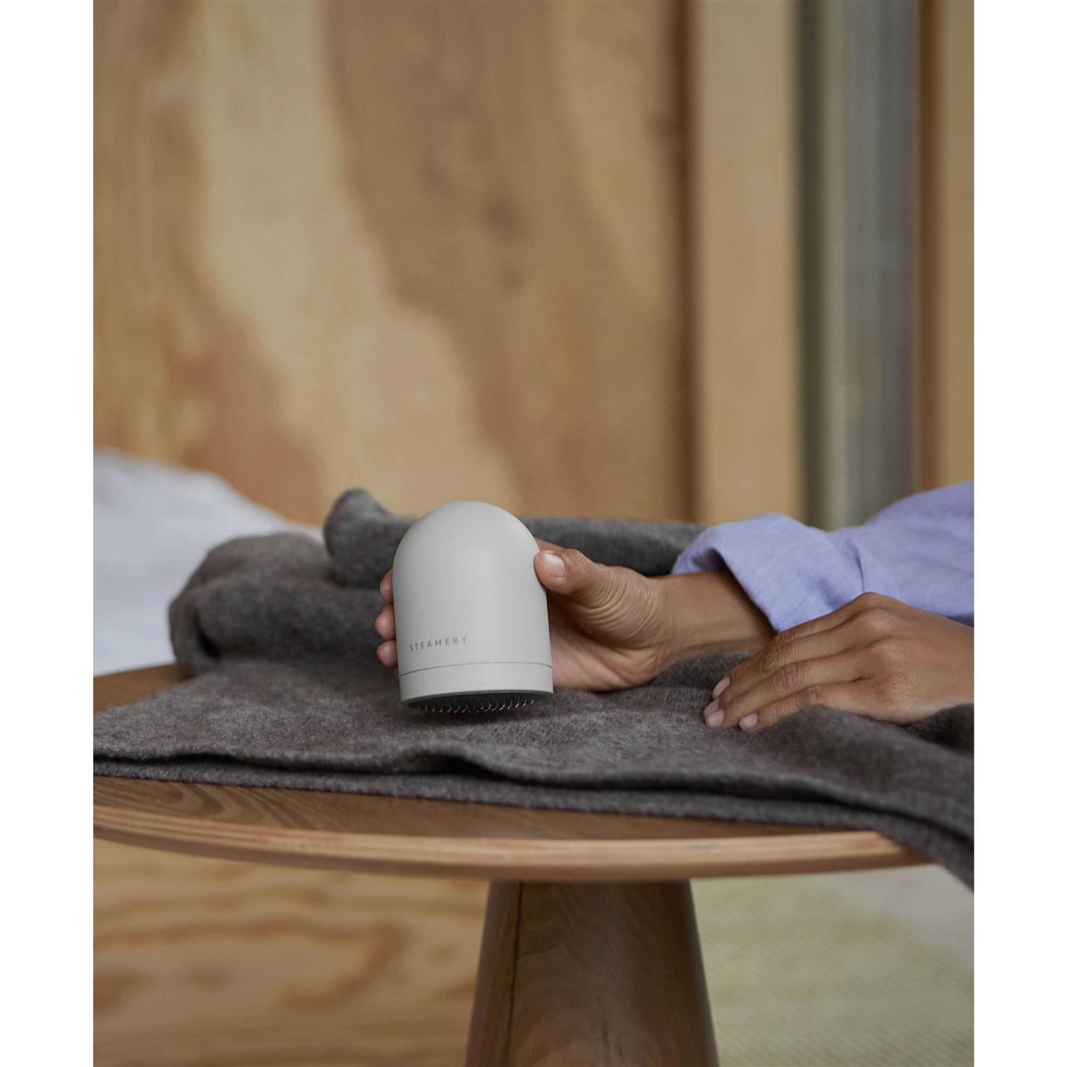 Steamery Pilo No 2 Fabric Shaver - Image 5