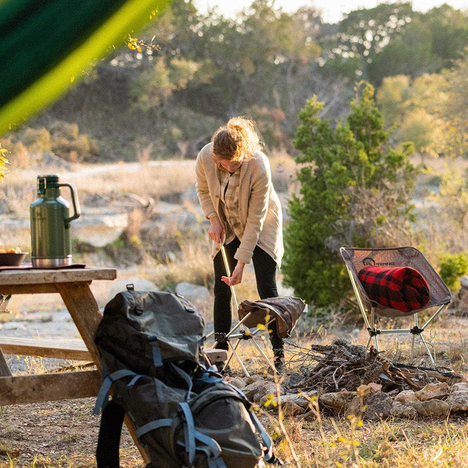 Stanley Classic Easy-Pour Growler - Image 4