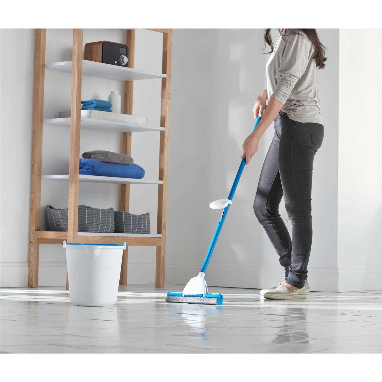 Clorox Ez Roller Mop - Image 3