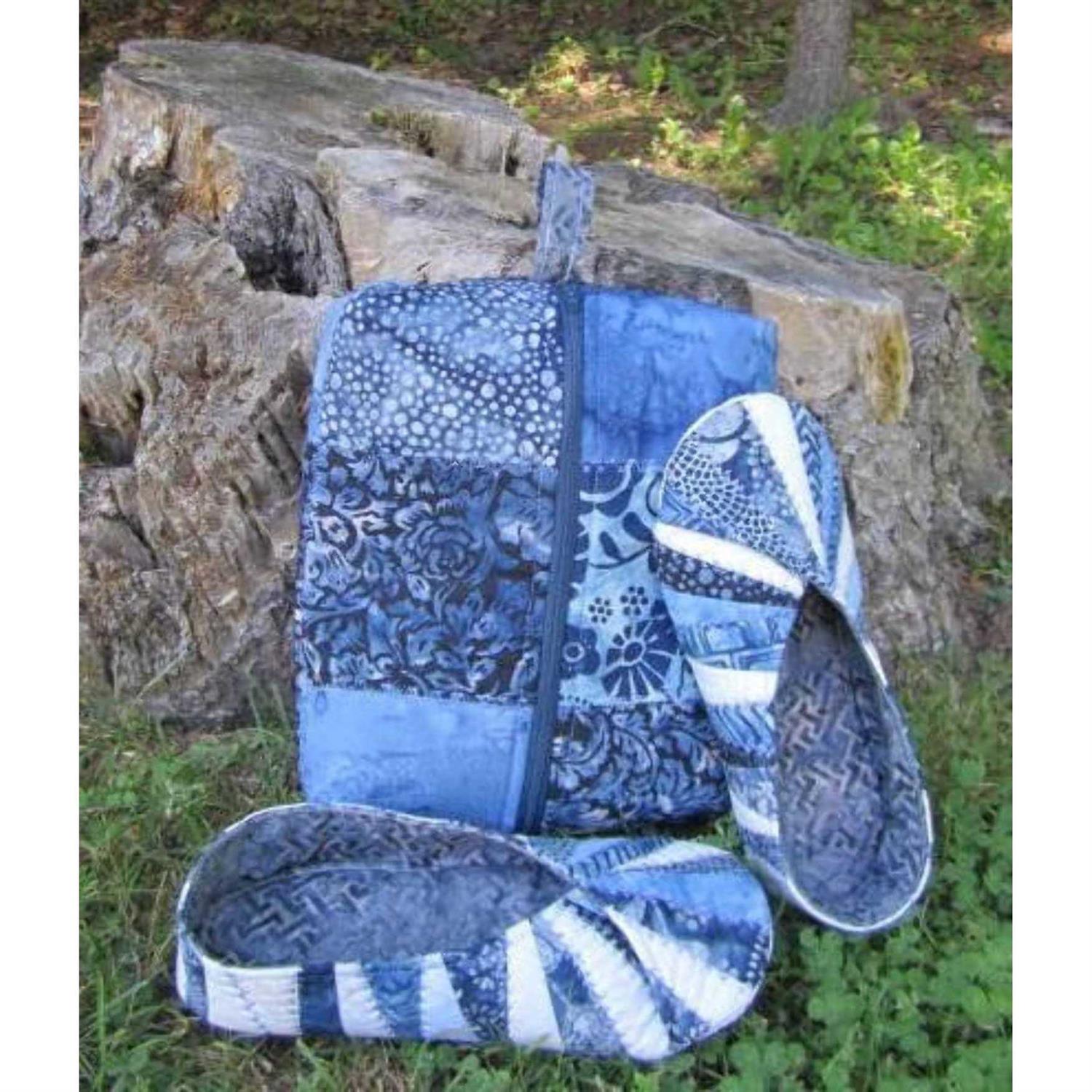 Cool Cat Creations Snappy Slippers Travel Bag - Image 4