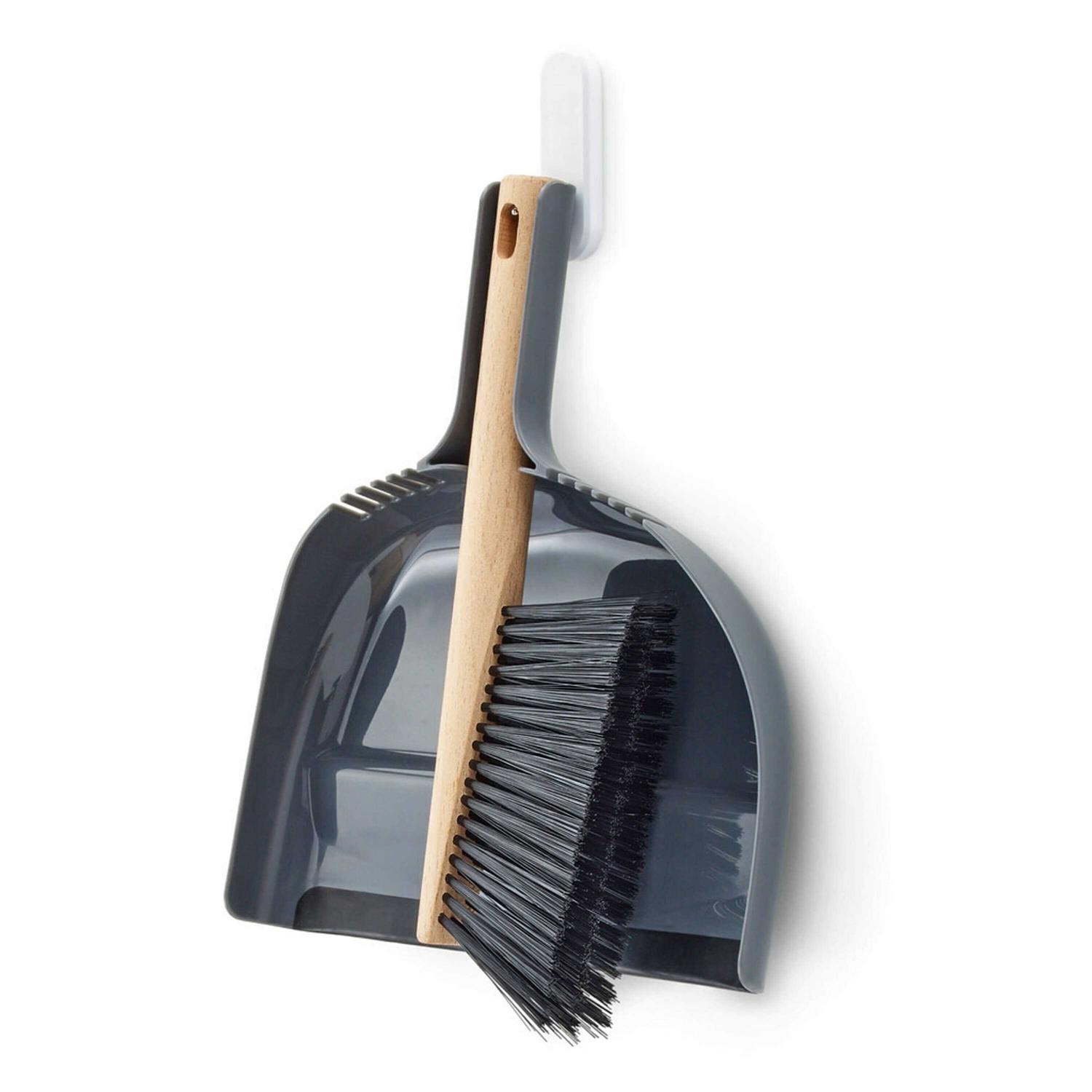 Command Medium Wire Hooks - Image 3