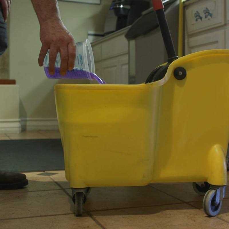 Simple Green Pro HD Purple Concentrated Cleaner & Degreaser - Image 5