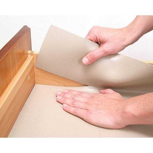 Con-Tact Zip-N-Fit 18 in. x 4 ft Perforated Solid Grip Non-Adhesive Drawer and Shelf Liner - Image 3