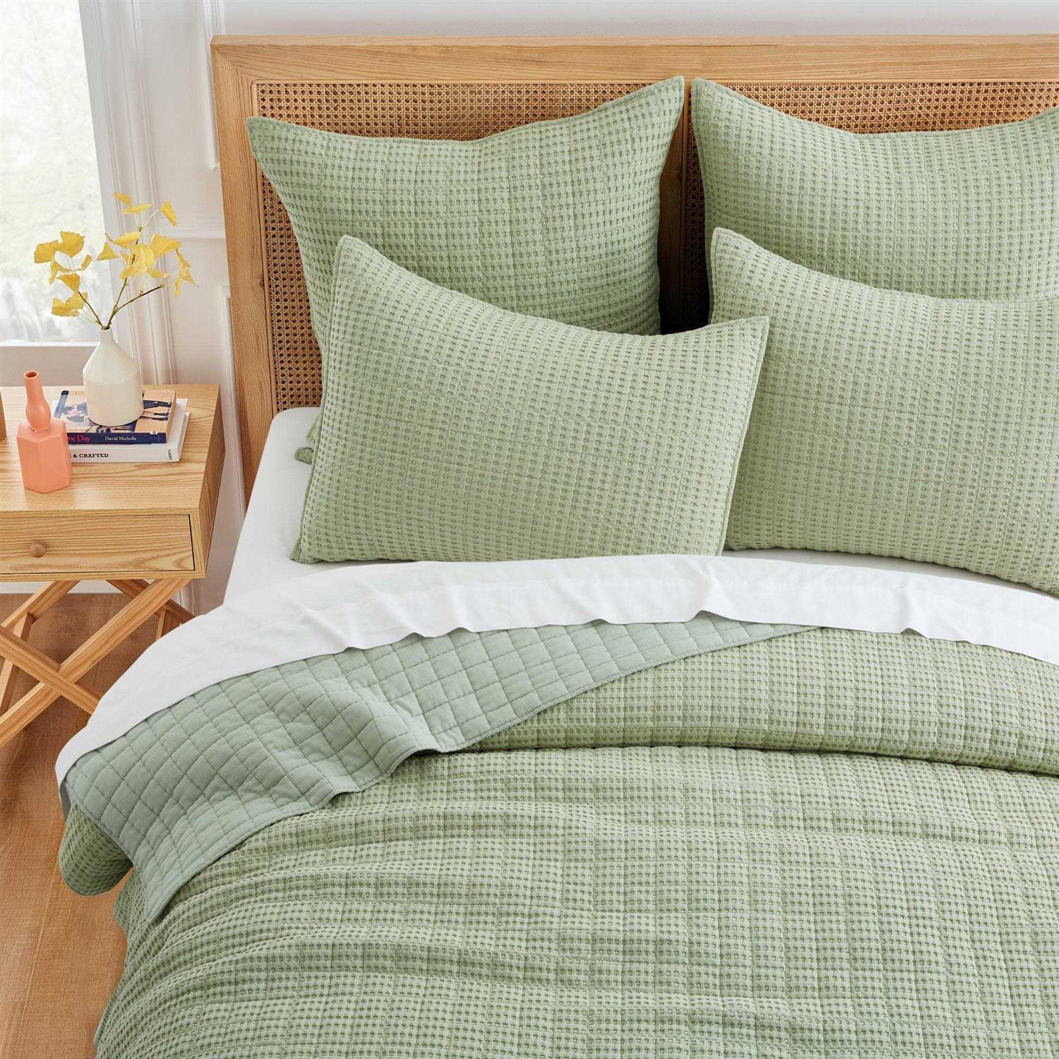 Levtex Mills Waffle Quilt Set - Image 3