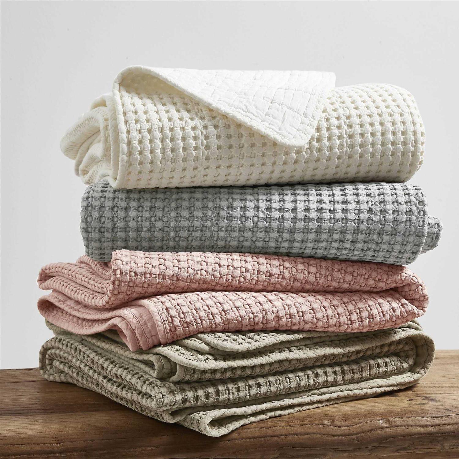 Levtex Mills Waffle Quilt Set - Image 5