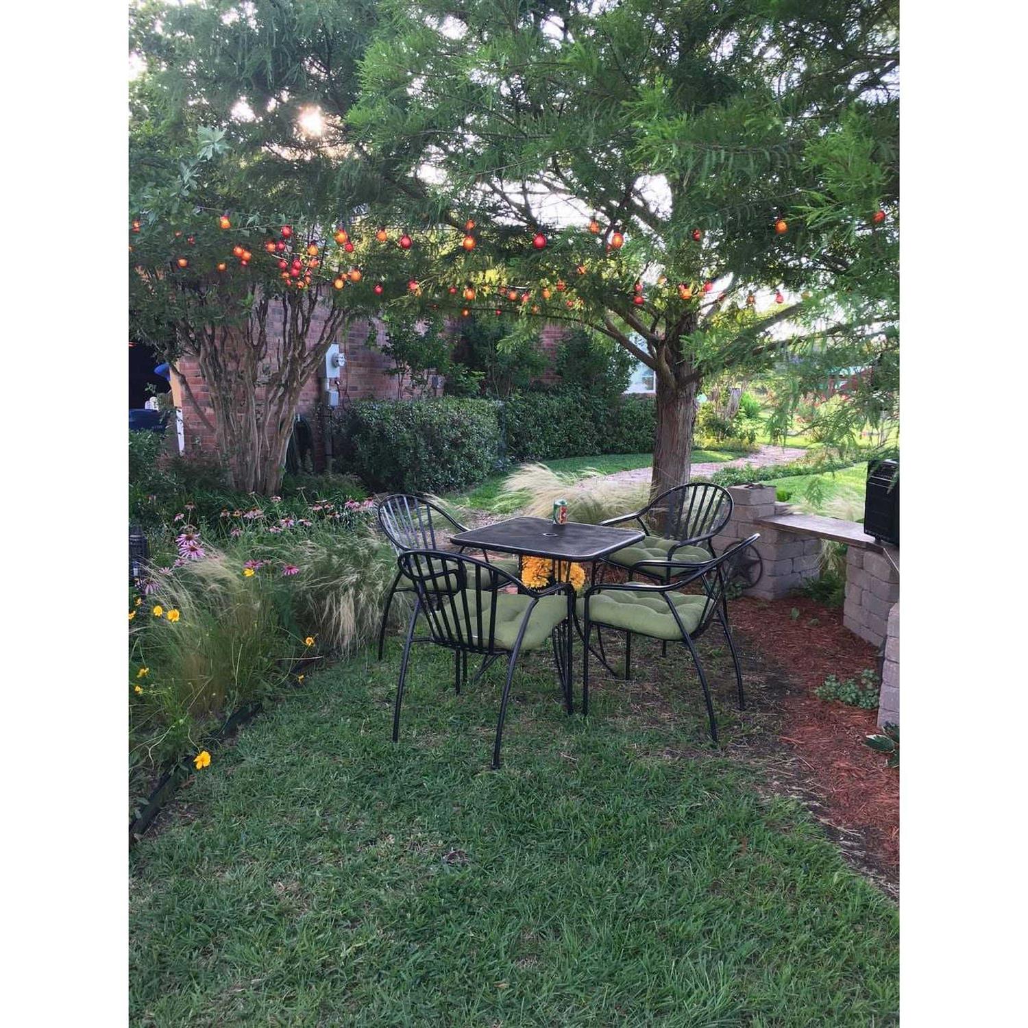 Novelty Lights 25 Pack G40 Outdoor Globe Replacement Bulbs - Image 5