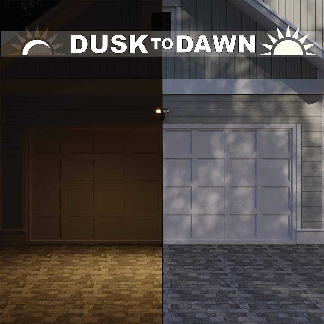 Good Earth Lighting 180-Degree 400-Lumen Bronze Battery-Operated Integrated LED Motion-Activated Flood Light with Timer - Image 3