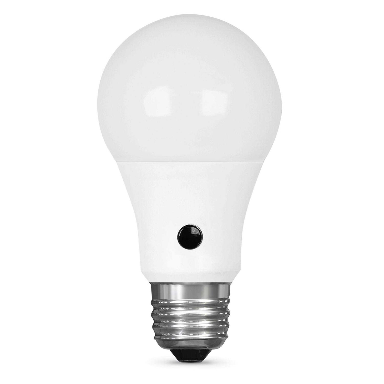 Feit Electric Intellibulb Dusk to Dawn LED A19 Bulb - Image 4