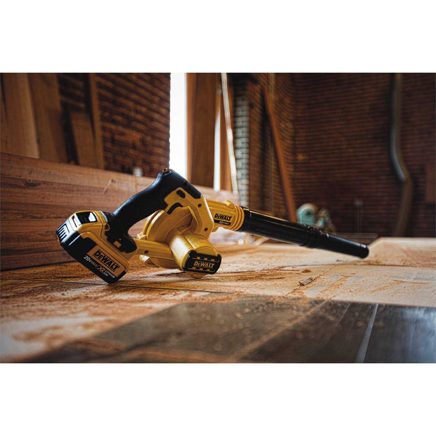 DEWALT DCE100 - Image 4