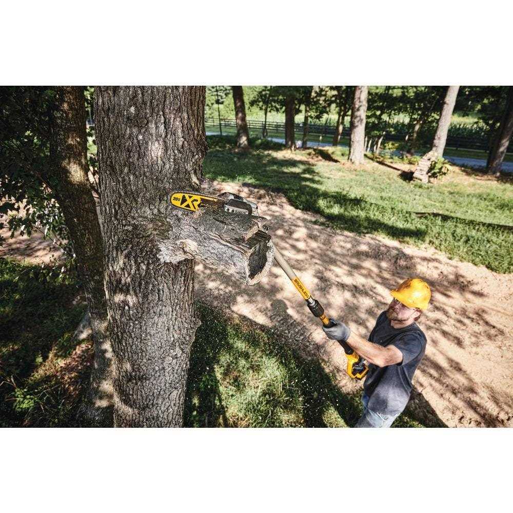 DEWALT 20V Max XR Cordless Pole Saw - Image 3