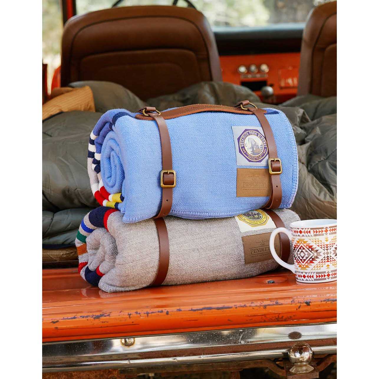 Pendleton National Park Throw with Carrier - Image 4