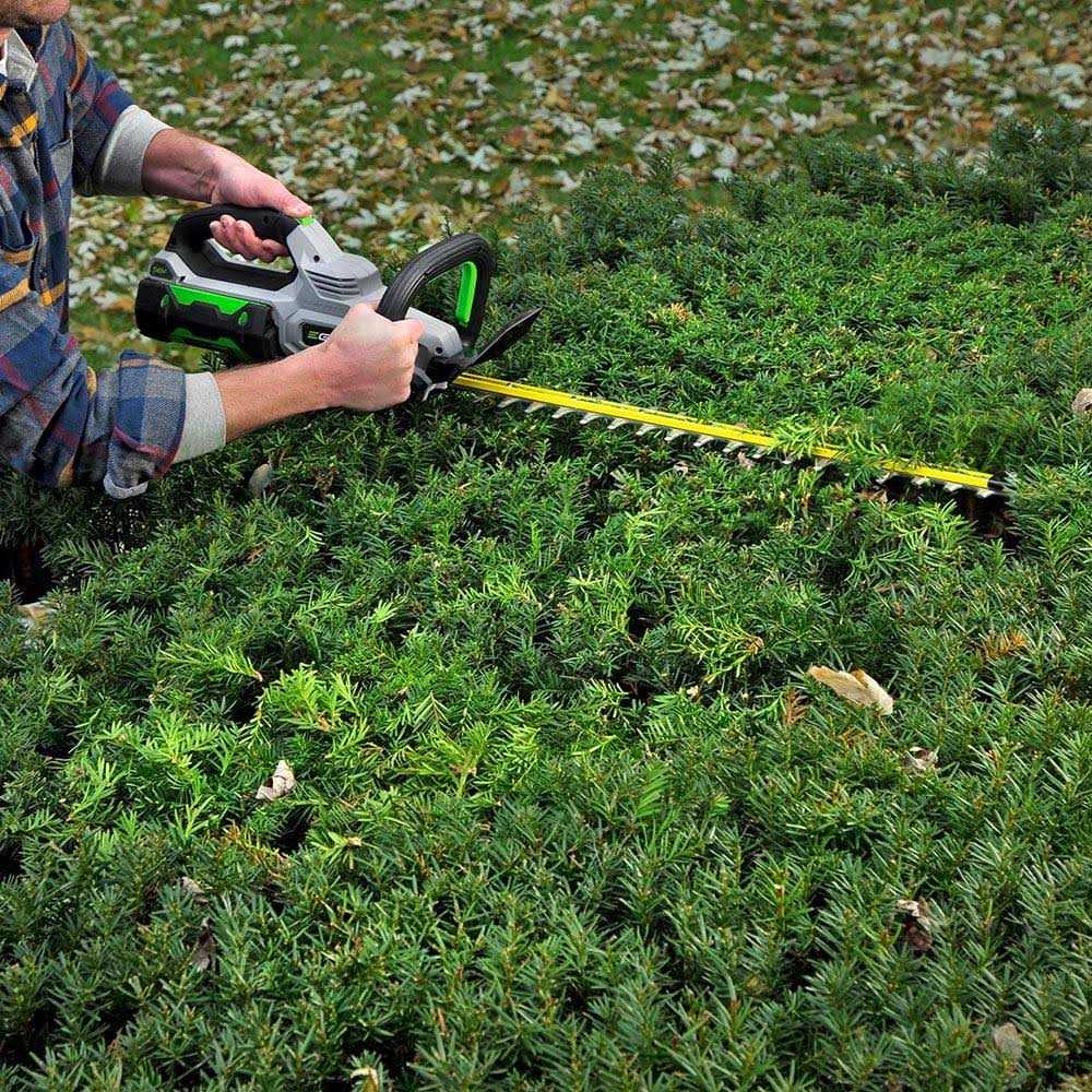EGO HT2410 24 Brushless Hedge Trimmer - Image 4