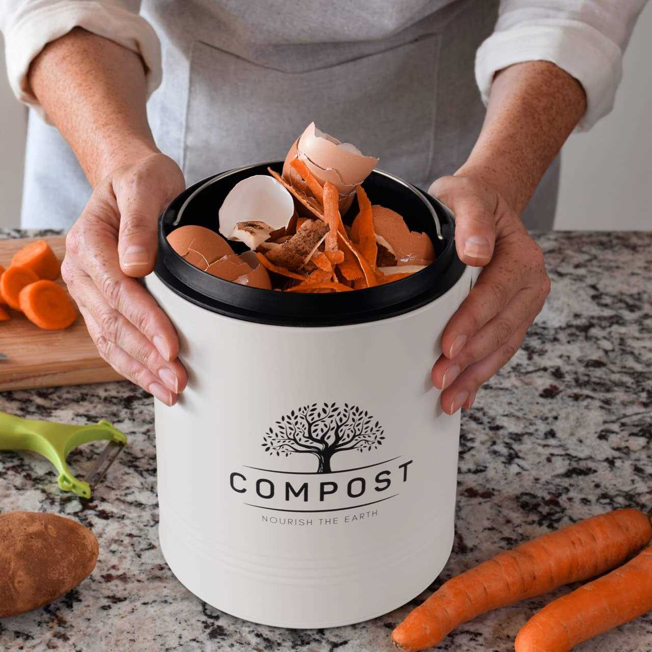 PERFNIQUE Kitchen Compost Bin, 1.3 Gallon Countertop Compost Bin with Lid, Indoor Compost Bucket includes Inner Bucket Liner and Carbon Filter - Image 3