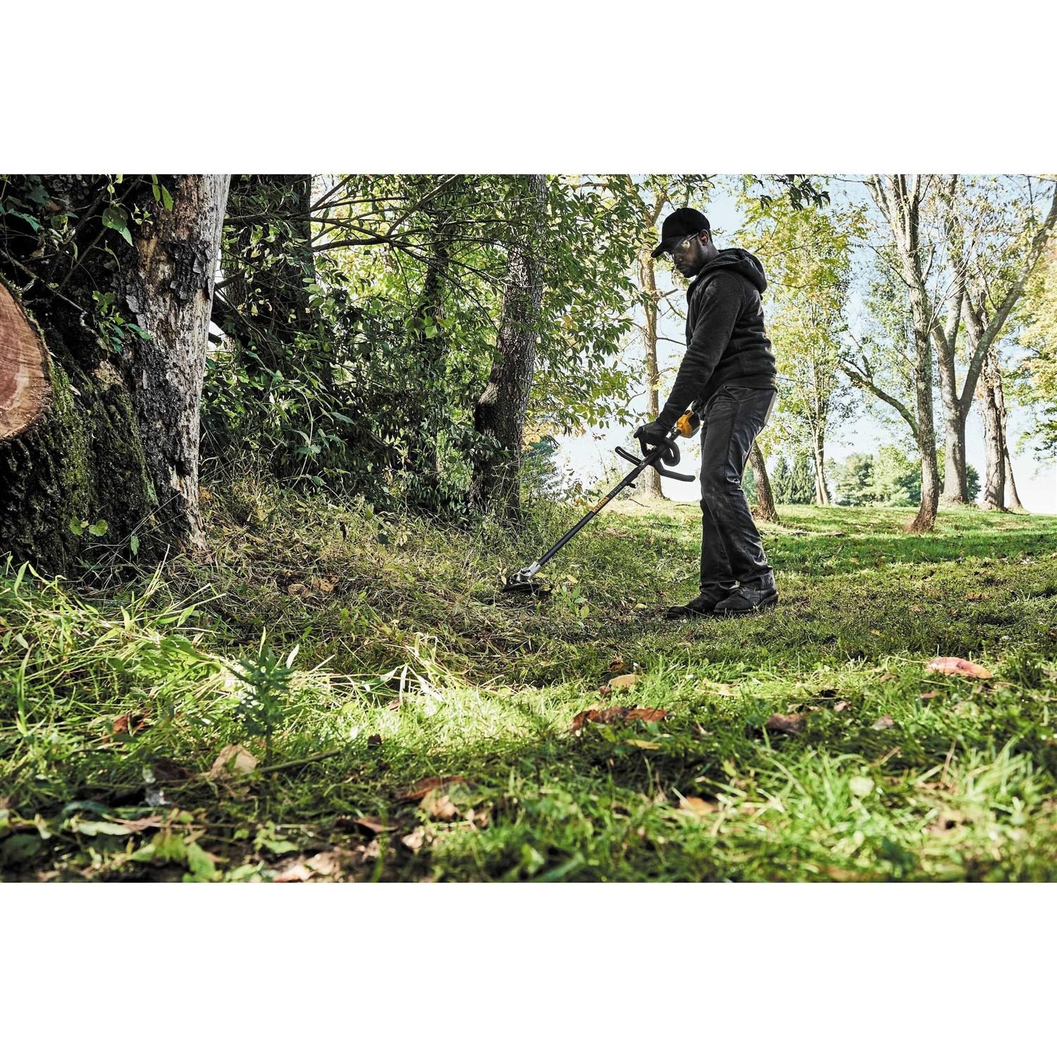 Dewalt DWOAS5BC Brush Cutter Attachment - Image 3