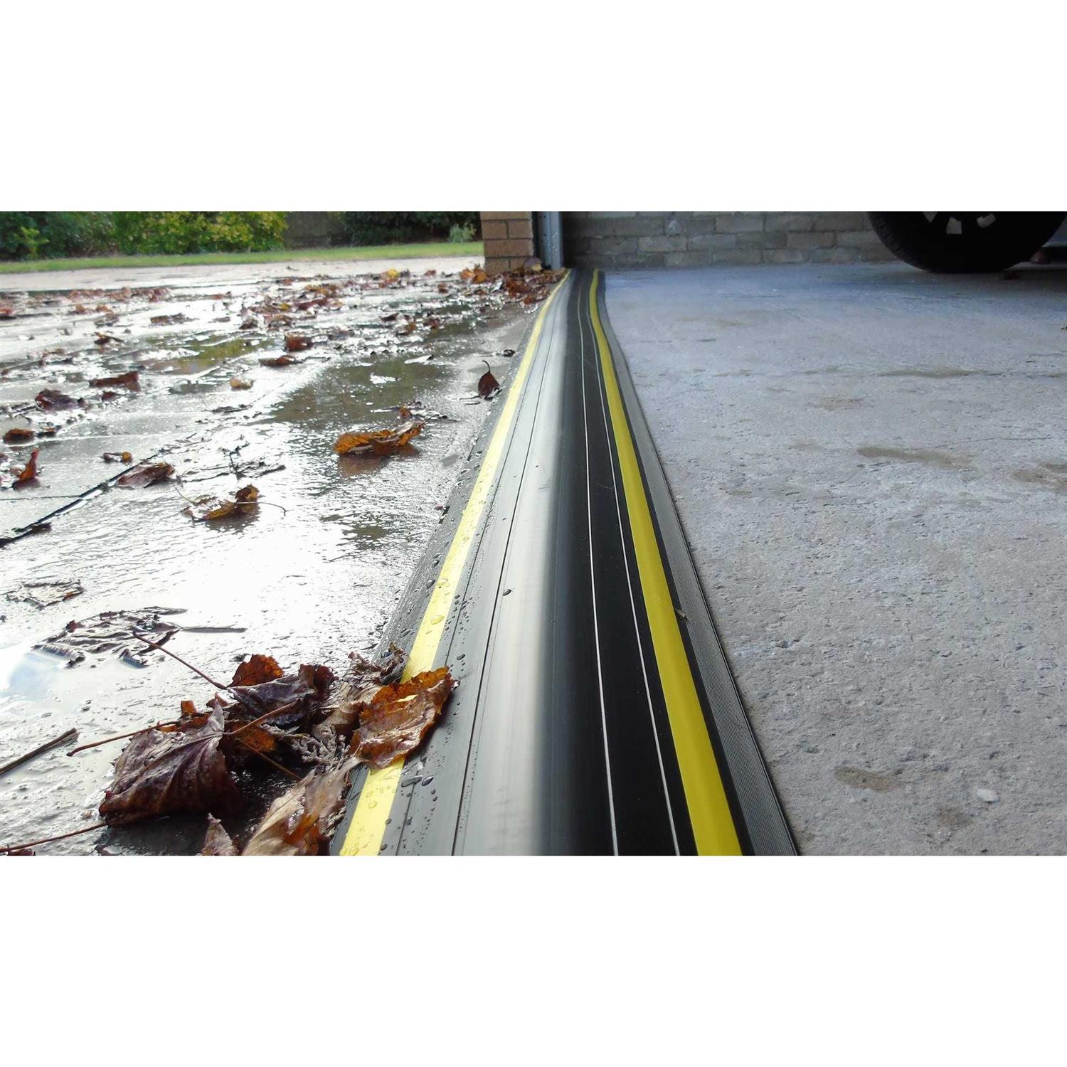 GaraDry 1 High Garage Door Flood Barrier Threshold Kit - Image 4