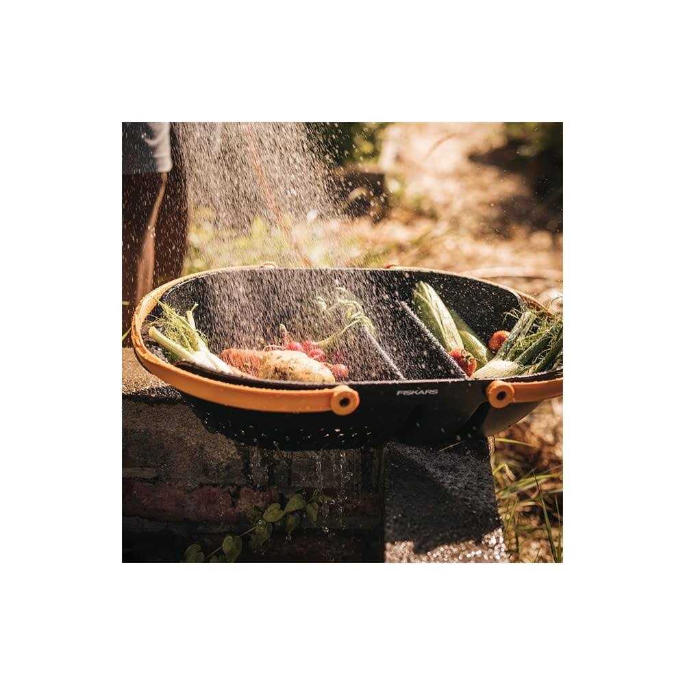 Fiskars Garden Harvest Basket - Image 4