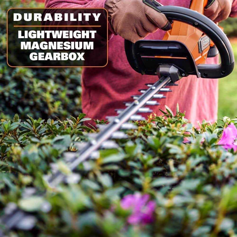 RIDGID 18V Brushless Cordless Battery 22 in. Hedge Trimmer R01401B - Image 4