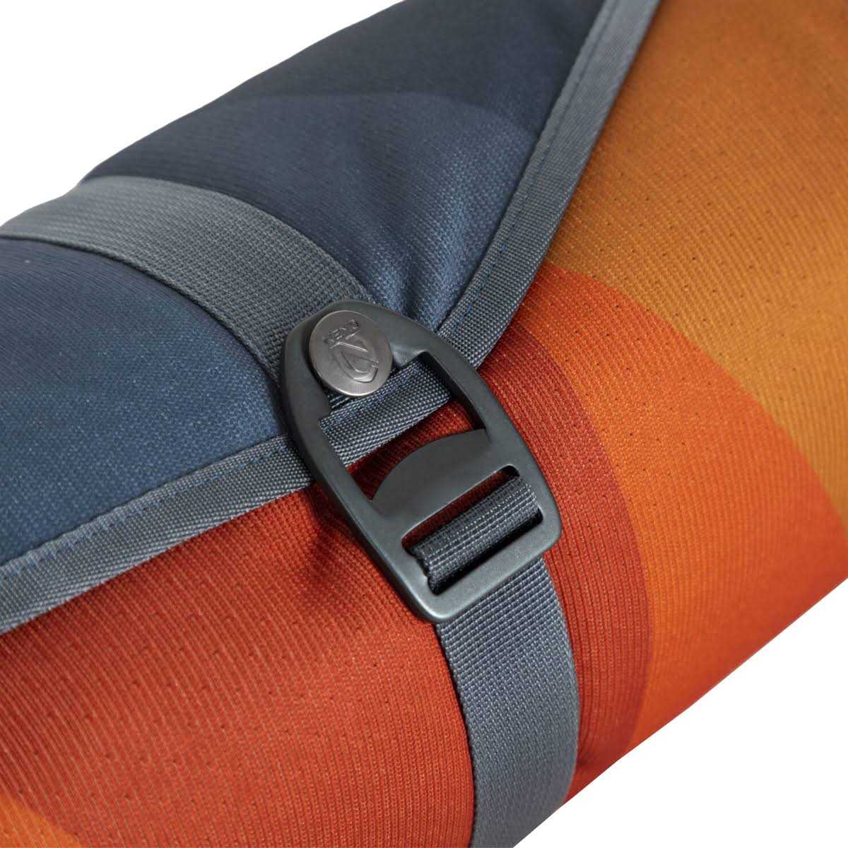 Nemo Victory Patio Blanket - Image 4